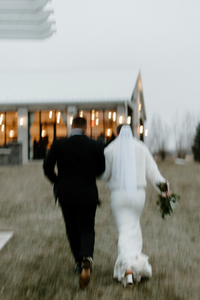 Winter Sioux Falls Wedding Bride and Groom